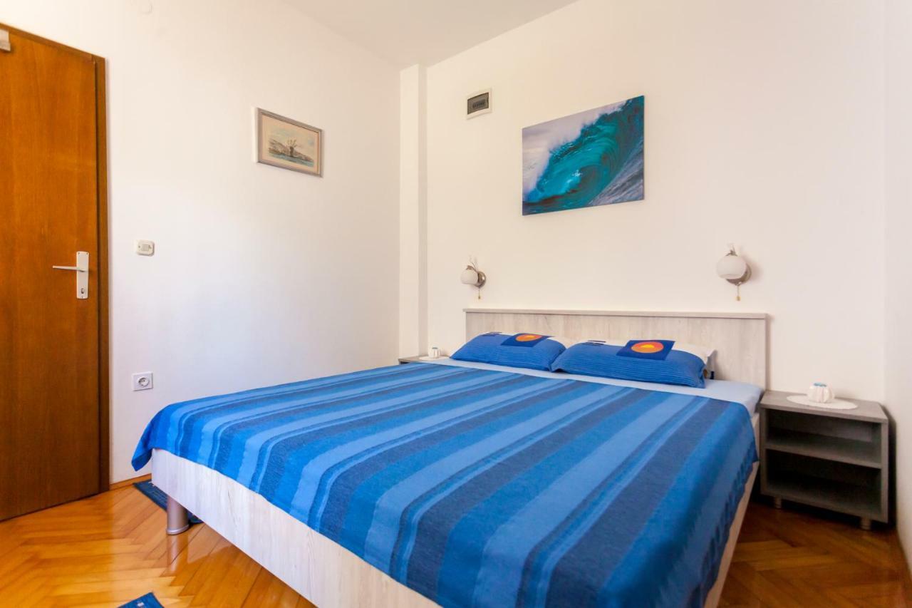 Apartments Belavic By El-Pi Tours Njivice Bagian luar foto